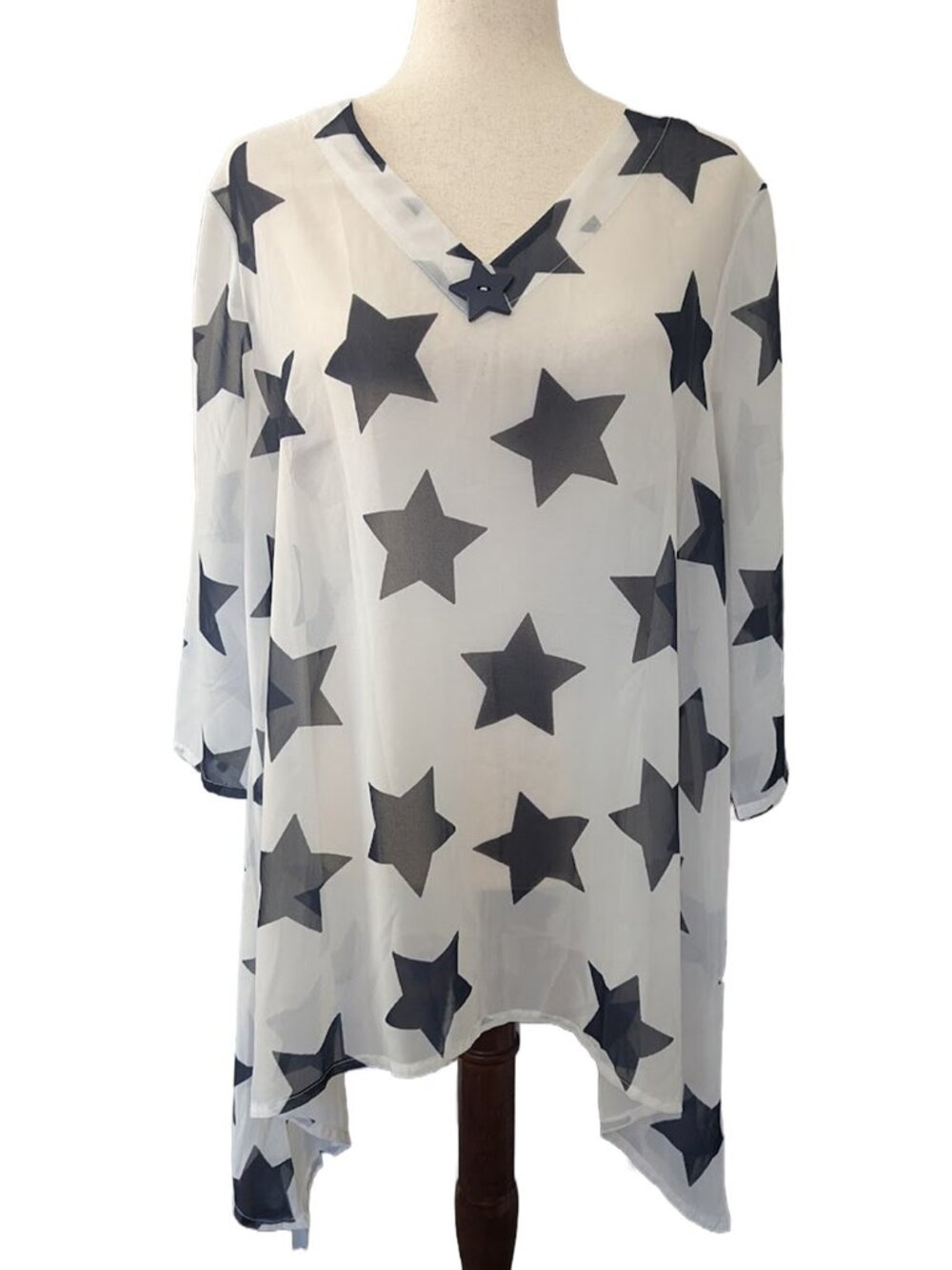 NWT Indigo Soul Sheer Star Pattern V-neck Tunic